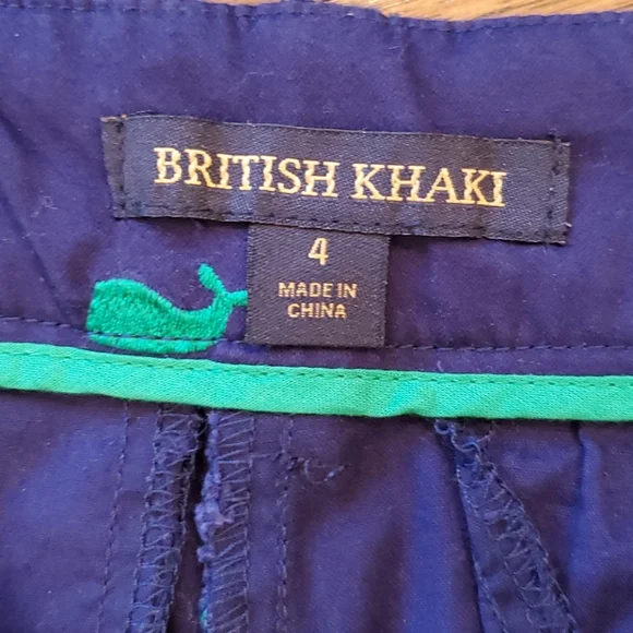British khaki womens whale print shorts size 4 - Picture 4 of 5